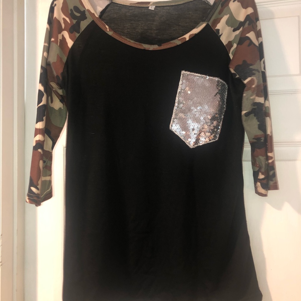 Cute camo top